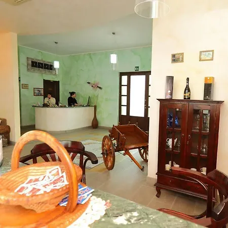 Merlino Hotel 3*